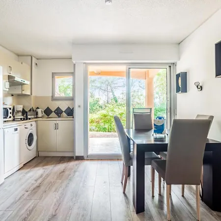 Apartment Saint-raphael Valescure - Maeva - 2 Pieces 6 Personnes Avec Terrasse - Selection - Super Mae-1620 *